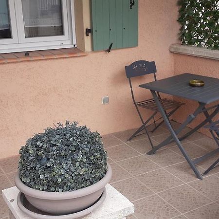 הוילה Bernis Maisonnette Au Pied De La Garrigue מראה חיצוני תמונה