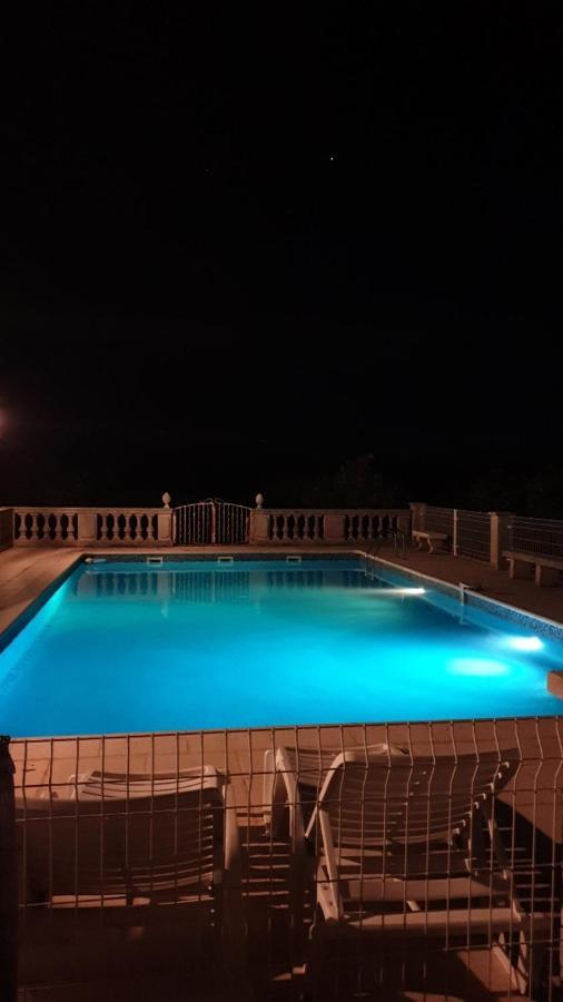 הוילה Bernis Maisonnette Au Pied De La Garrigue מראה חיצוני תמונה