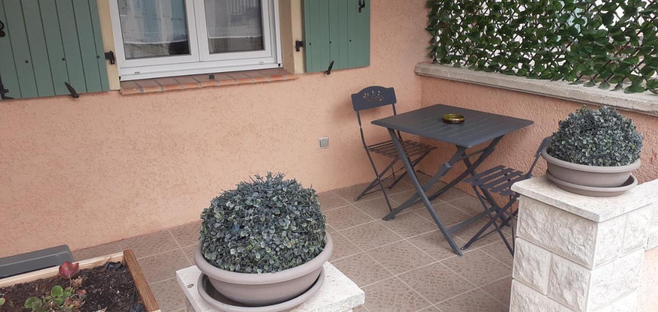 הוילה Bernis Maisonnette Au Pied De La Garrigue מראה חיצוני תמונה